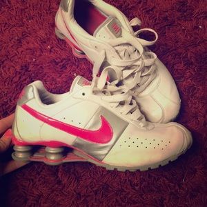 Nike shoX